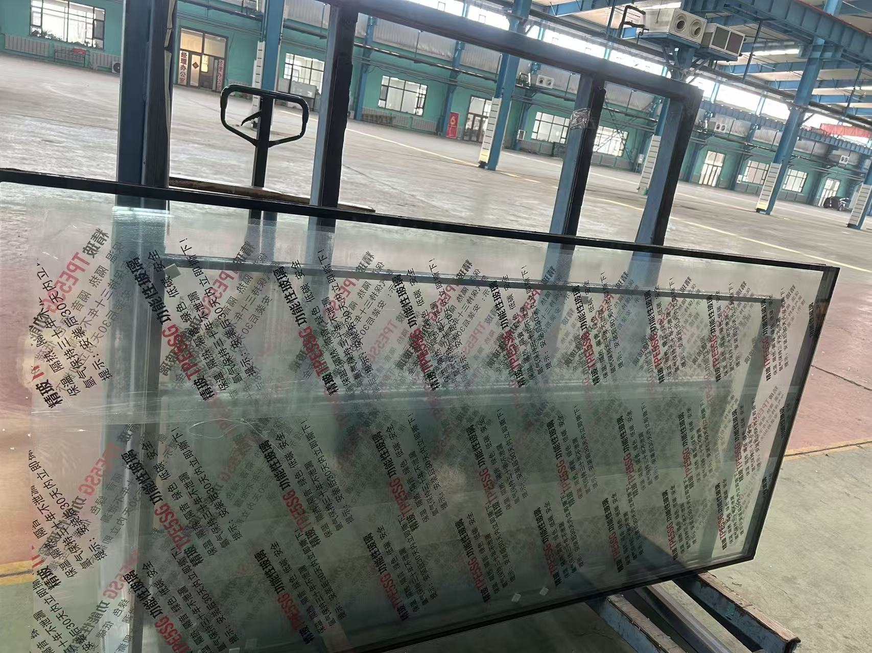 青岛市玻璃源头工厂夹层夹丝玻璃 - 哪里好